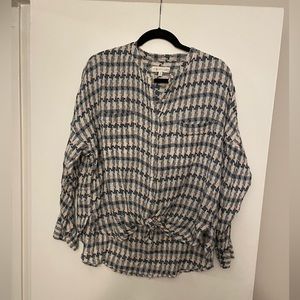 Light weight summer blouse. From the loft size medium